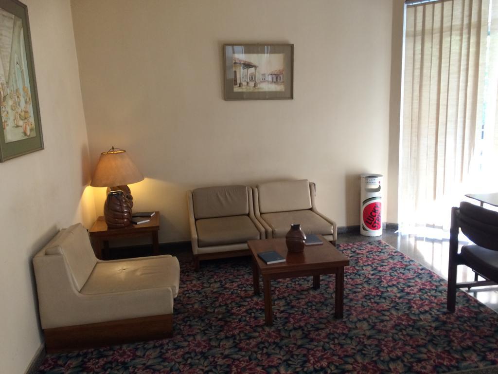 Hotel Manduvira Асунсьон Экстерьер фото